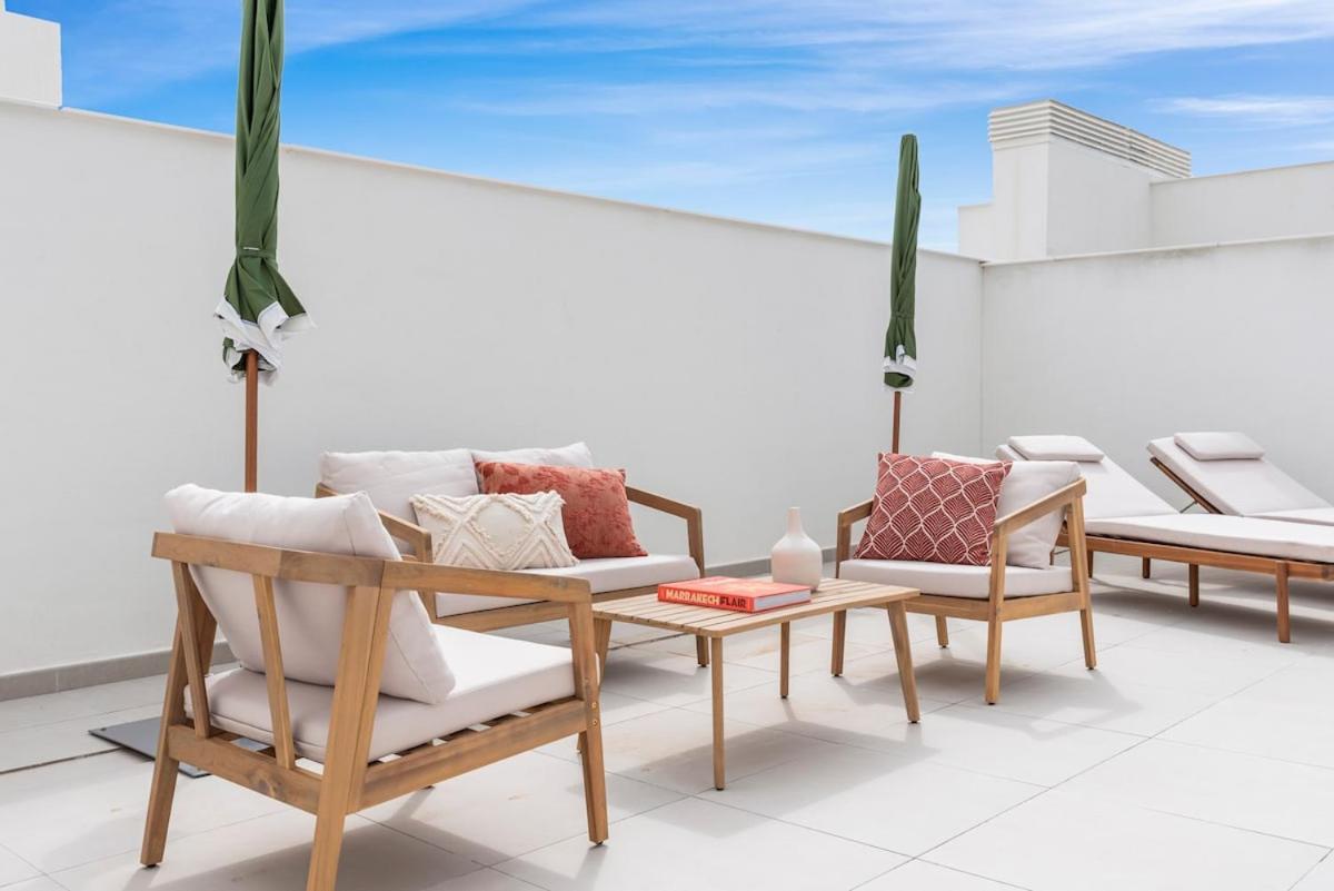 Casa Urban Gardens Apartment เอสเตโปนา ภายนอก รูปภาพ