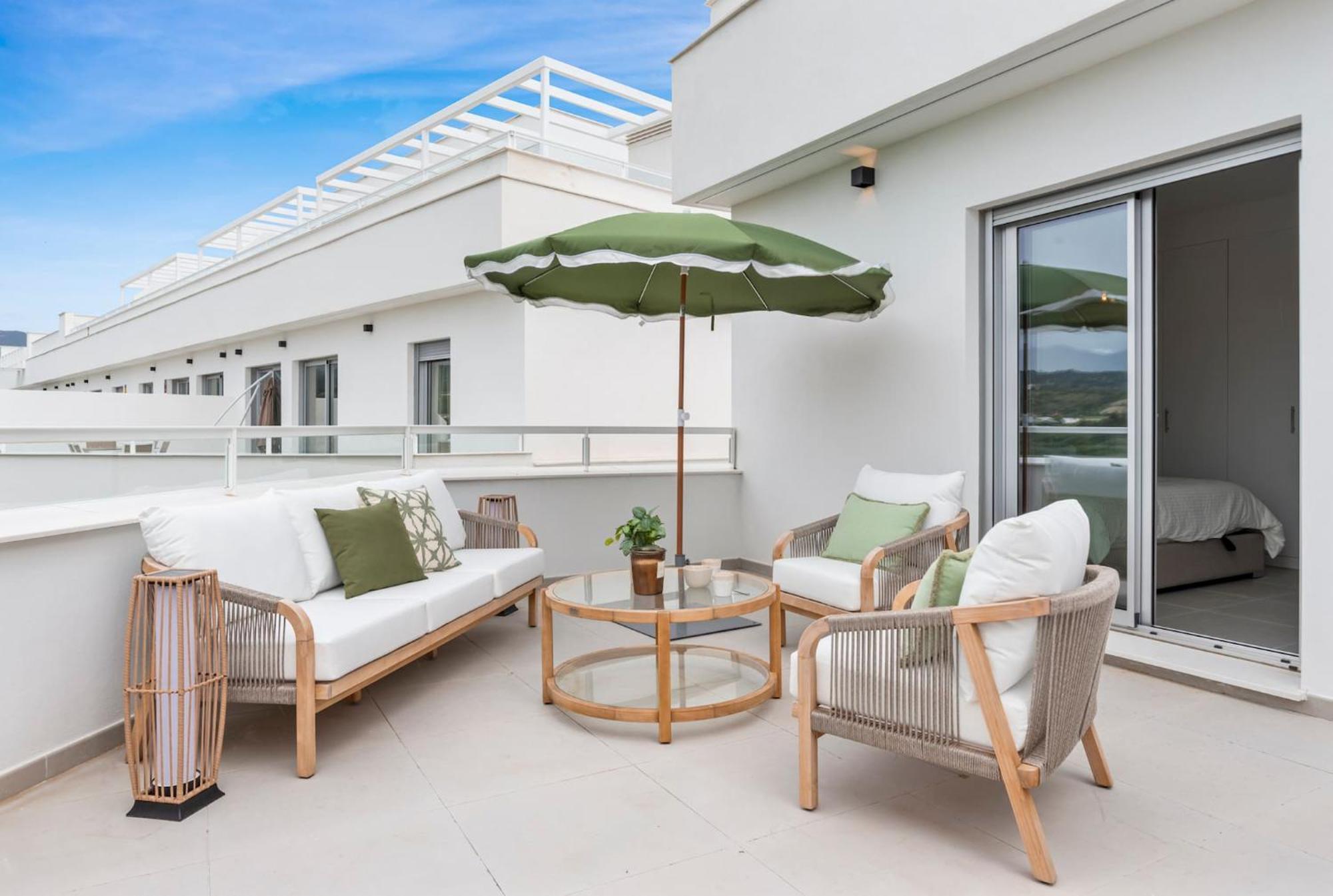 Casa Urban Gardens Apartment เอสเตโปนา ภายนอก รูปภาพ