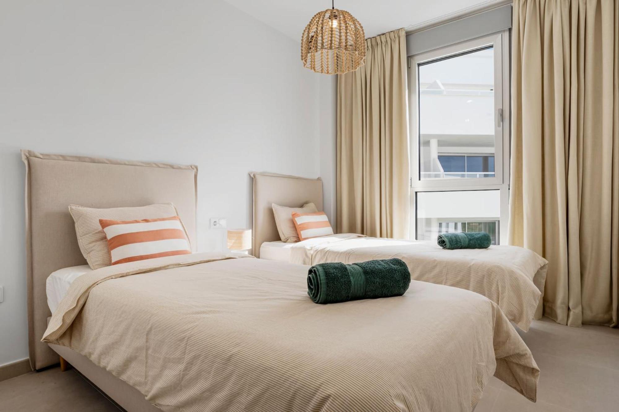 Casa Urban Gardens Apartment เอสเตโปนา ภายนอก รูปภาพ